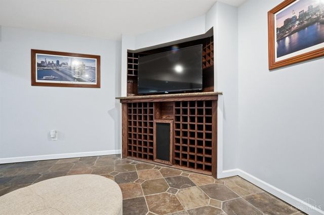 5571 Whitetail Circle, West Chester, OH 45069