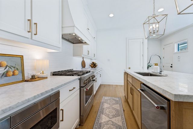 5638 Anita Street, Dallas, TX 75206