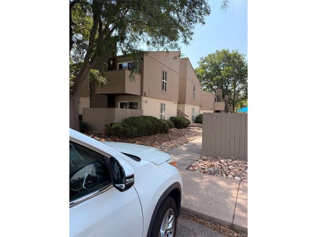 7373 W Florida Ave 5H, Denver, CO 80232
