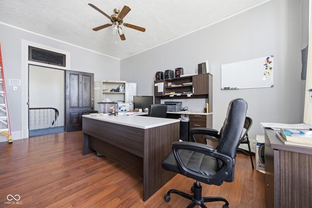 125 W Washington Street, Shelbyville, IN 46176