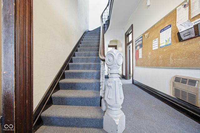 125 W Washington Street, Shelbyville, IN 46176