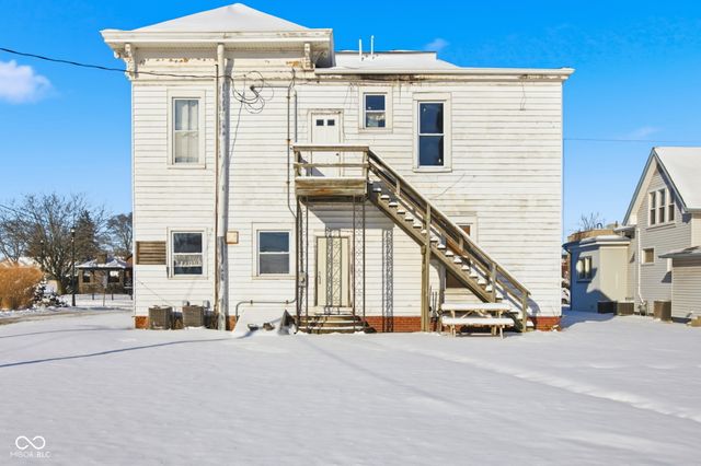 125 W Washington Street, Shelbyville, IN 46176