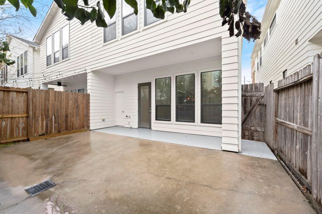 5527 Darling A, Houston, TX 77007