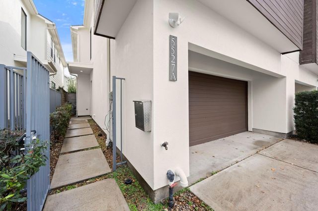 5527 Darling A, Houston, TX 77007