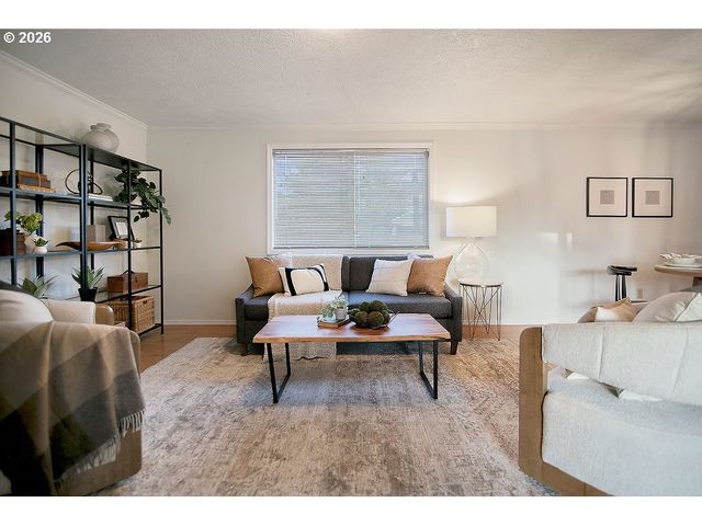 15910 Ne HICKORY St, Vancouver, WA 98682