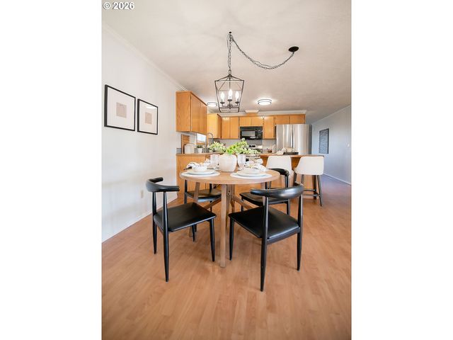 15910 Ne HICKORY St, Vancouver, WA 98682