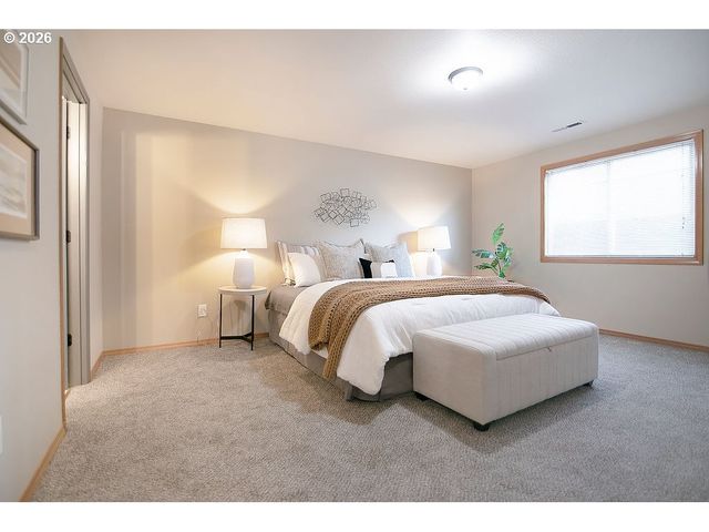 15910 Ne HICKORY St, Vancouver, WA 98682