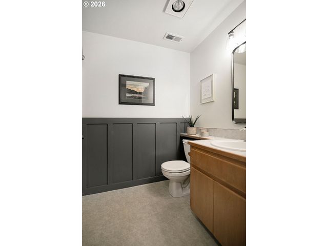 15910 Ne HICKORY St, Vancouver, WA 98682