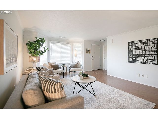 15910 Ne HICKORY St, Vancouver, WA 98682