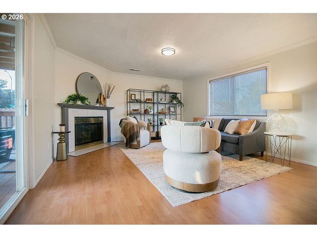 15910 Ne HICKORY St, Vancouver, WA 98682