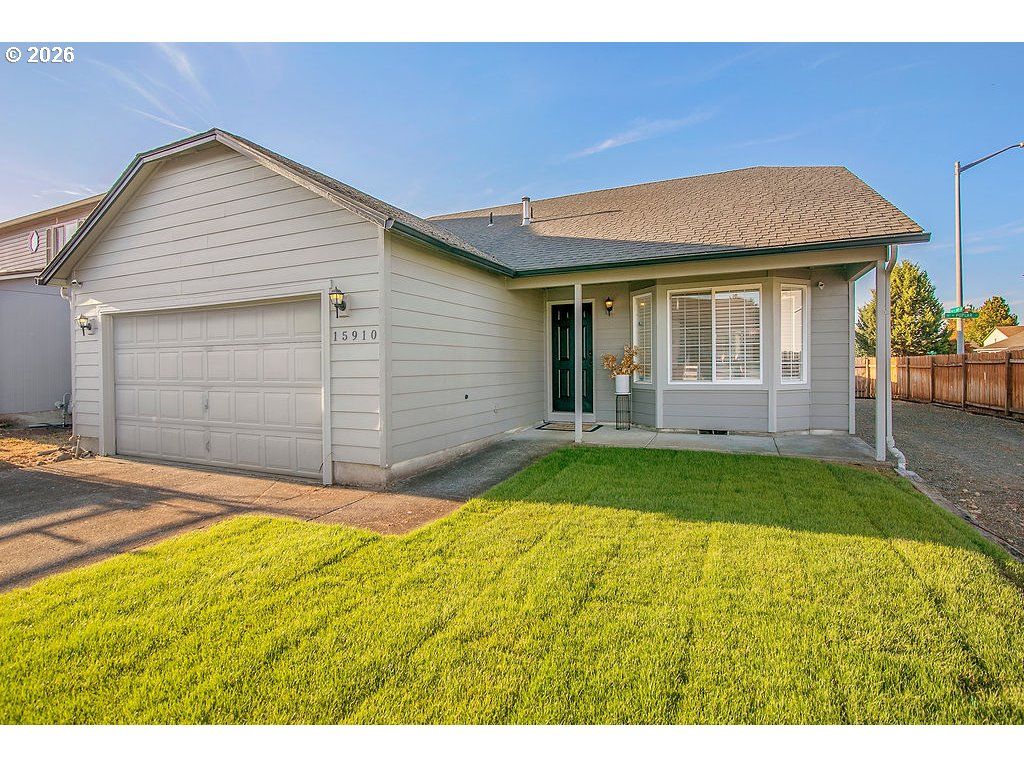 15910 Ne HICKORY St, Vancouver, WA 98682