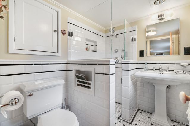 22 Grand Avenue, Tappan, NY 10983