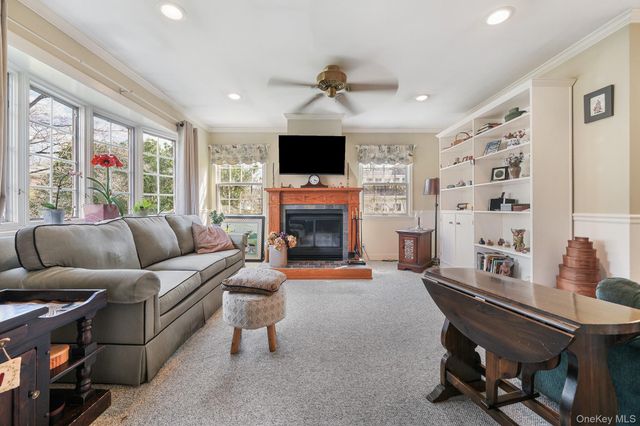 22 Grand Avenue, Tappan, NY 10983