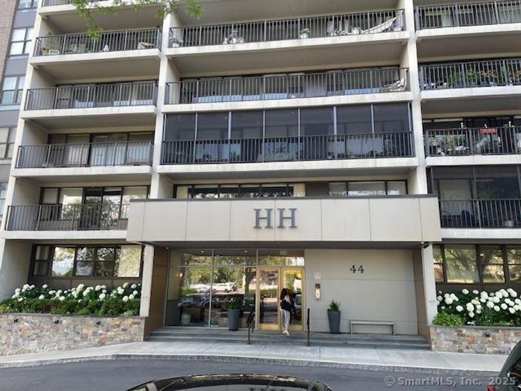 44 Strawberry Hill Avenue APT 6A, Stamford, CT 06902