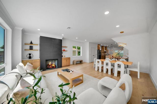 519 E 4th Street A, Palisades Park, NJ 07650