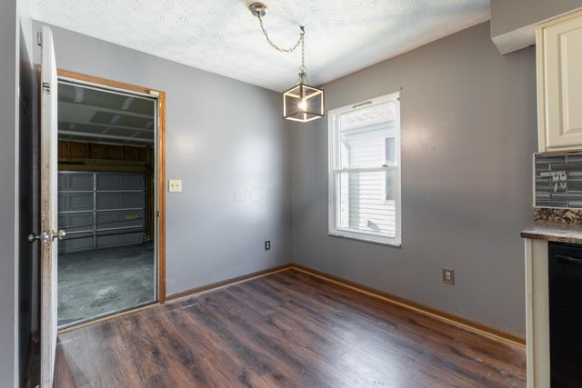 2566 Edencreek Lane, Columbus, OH 43207