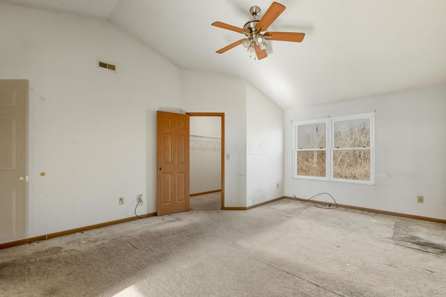 2566 Edencreek Lane, Columbus, OH 43207