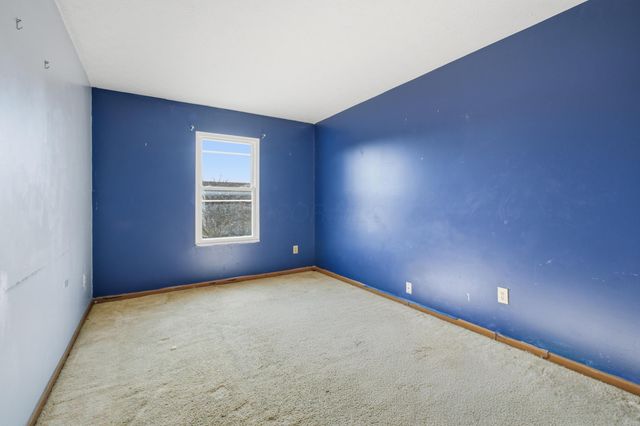 2566 Edencreek Lane, Columbus, OH 43207