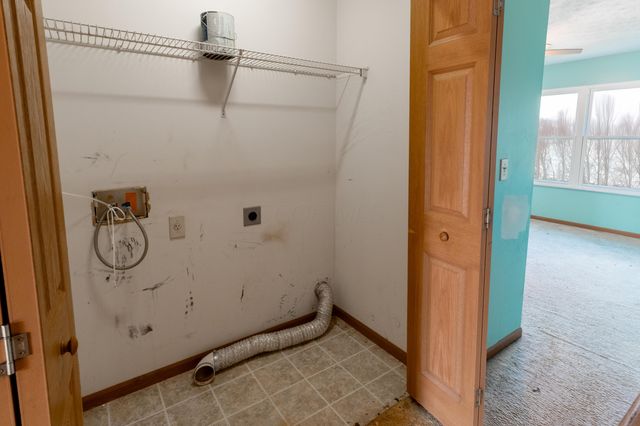 2566 Edencreek Lane, Columbus, OH 43207