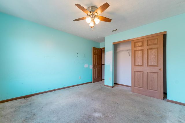 2566 Edencreek Lane, Columbus, OH 43207