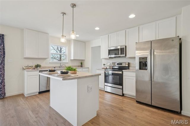 4909 Arbors At Stonegate Court, Affton, MO 63123