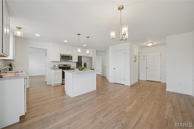 4909 Arbors At Stonegate Court, Affton, MO 63123