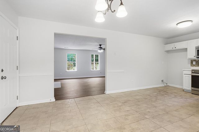 310 Kaden Court, Mcdonough, GA 30252