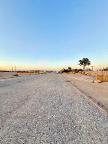 1313 Riviera Circle, Thermal, CA 92274