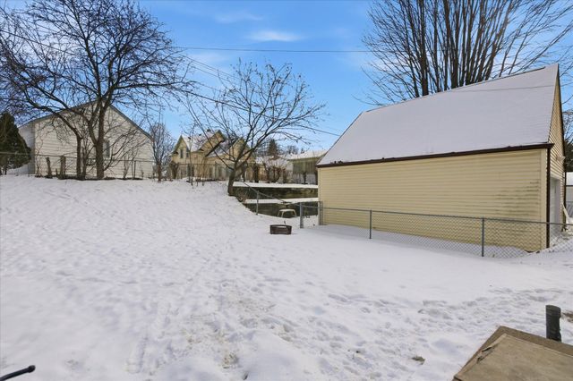 2160 Nokomis Avenue, Saint Paul, MN 55119