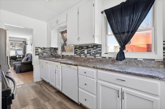 2160 Nokomis Avenue, Saint Paul, MN 55119