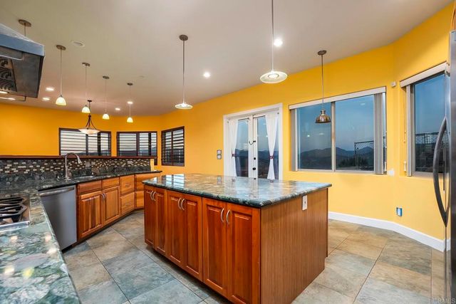 11687 VALLE VISTA RD, Lakeside, CA 92040