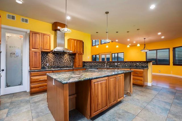11687 VALLE VISTA RD, Lakeside, CA 92040