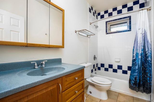 11687 VALLE VISTA RD, Lakeside, CA 92040