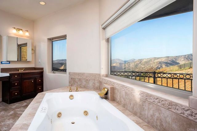 11687 VALLE VISTA RD, Lakeside, CA 92040