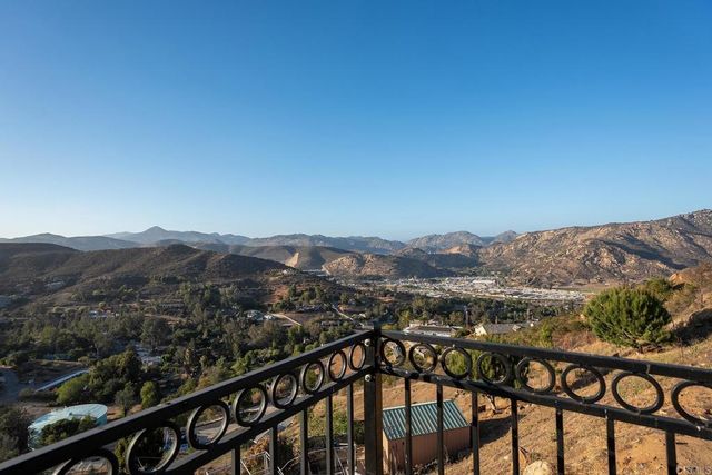11687 VALLE VISTA RD, Lakeside, CA 92040