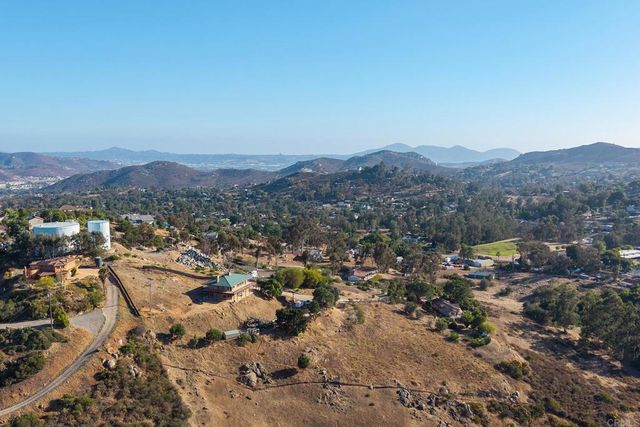 11687 VALLE VISTA RD, Lakeside, CA 92040