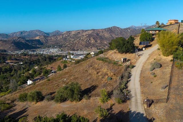 11687 VALLE VISTA RD, Lakeside, CA 92040