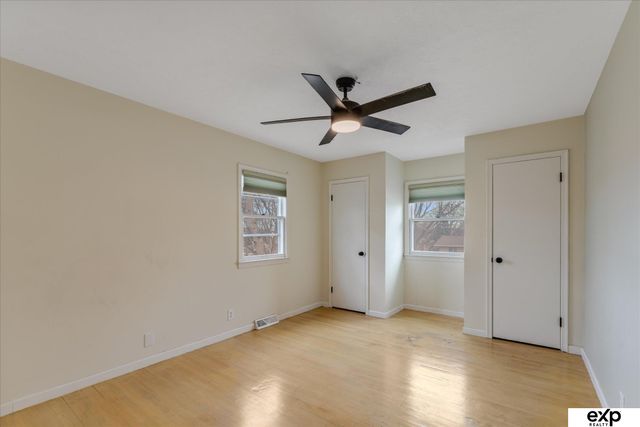 1270 S 164th Street, Omaha, NE 68130