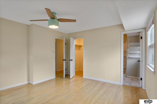 1270 S 164th Street, Omaha, NE 68130