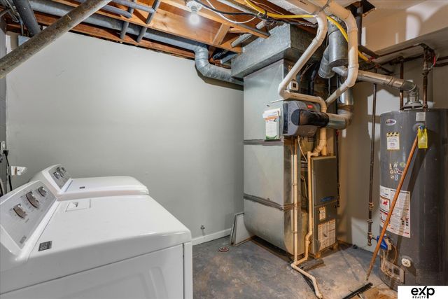 1270 S 164th Street, Omaha, NE 68130