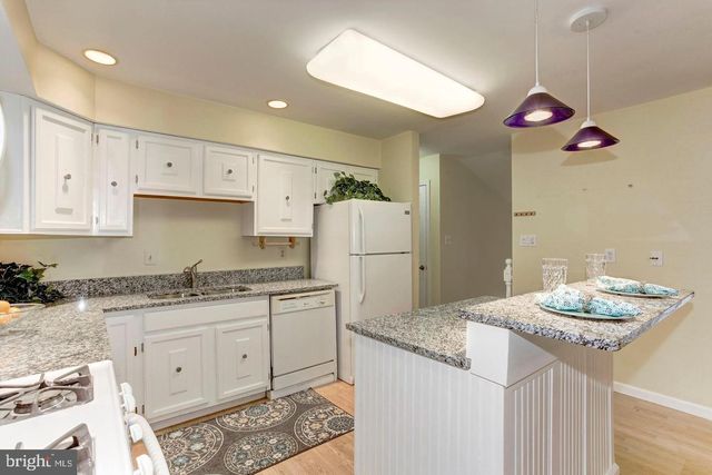 13363 PACKARD DR, Woodbridge, VA 22193