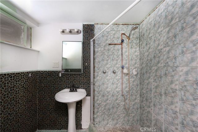 1245 W Cherry, Orange, CA 92868