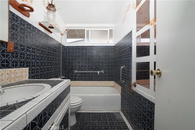 1245 W Cherry, Orange, CA 92868