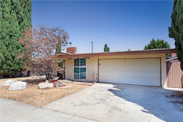 1245 W Cherry, Orange, CA 92868