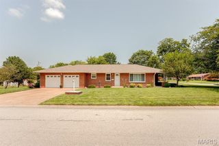 114 VIRGINIA Avenue, O'fallon, IL 62269
