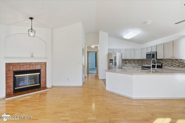 3832 Sycamore Loop, Anchorage, AK 99504