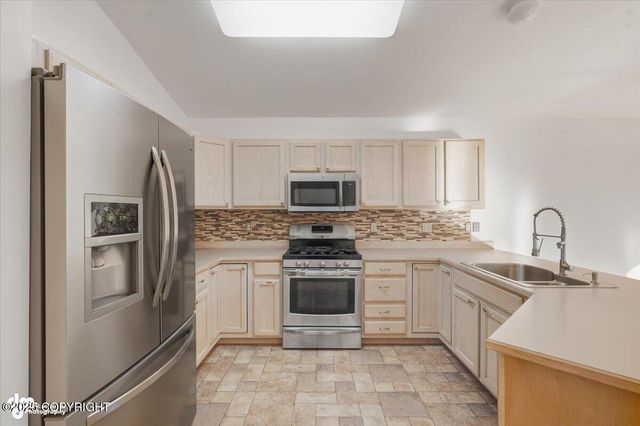 3832 Sycamore Loop, Anchorage, AK 99504