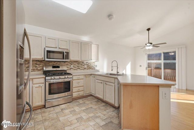 3832 Sycamore Loop, Anchorage, AK 99504