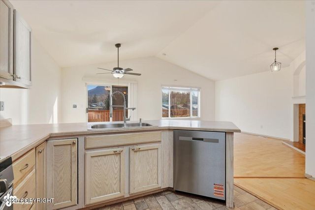 3832 Sycamore Loop, Anchorage, AK 99504