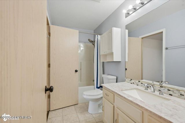 3832 Sycamore Loop, Anchorage, AK 99504